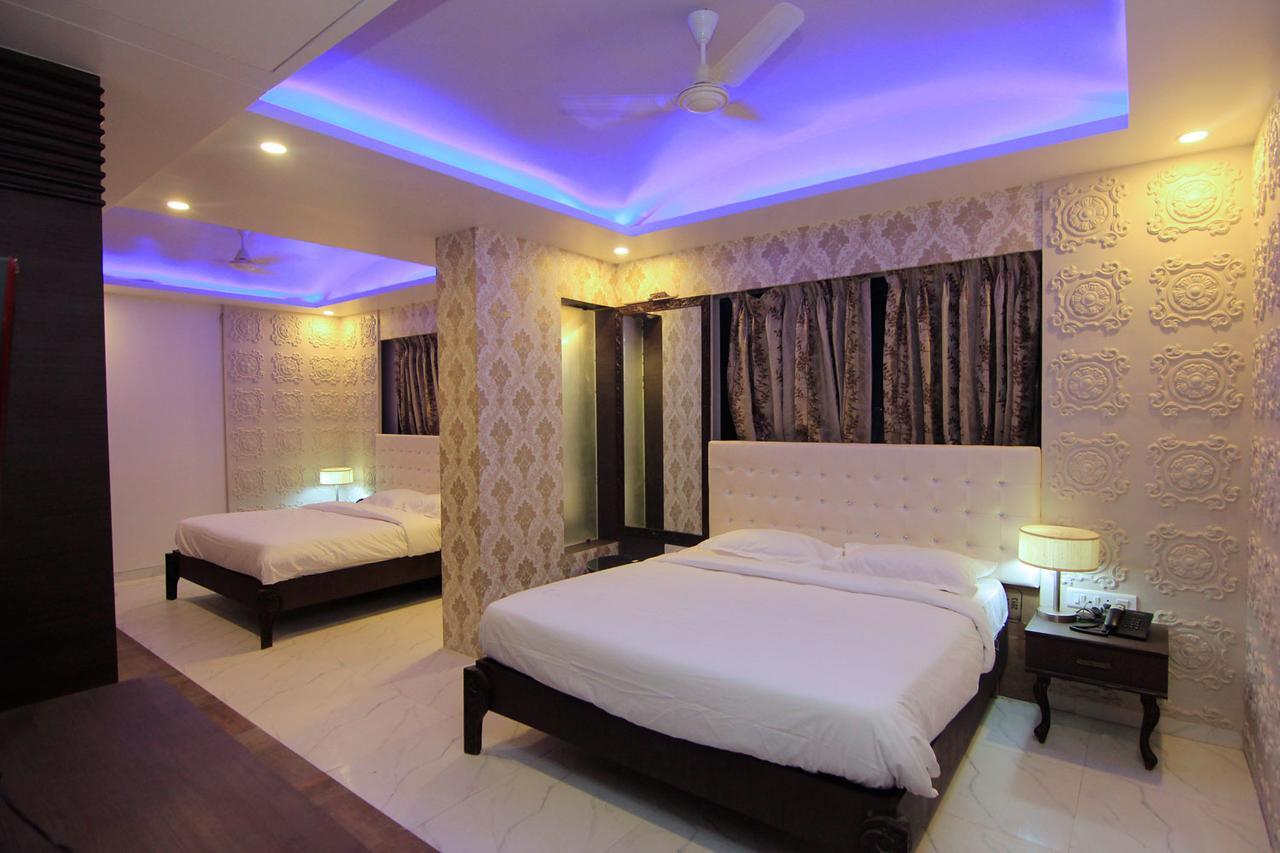 Hotel Sai Dharam Palace Shirdi Εξωτερικό φωτογραφία