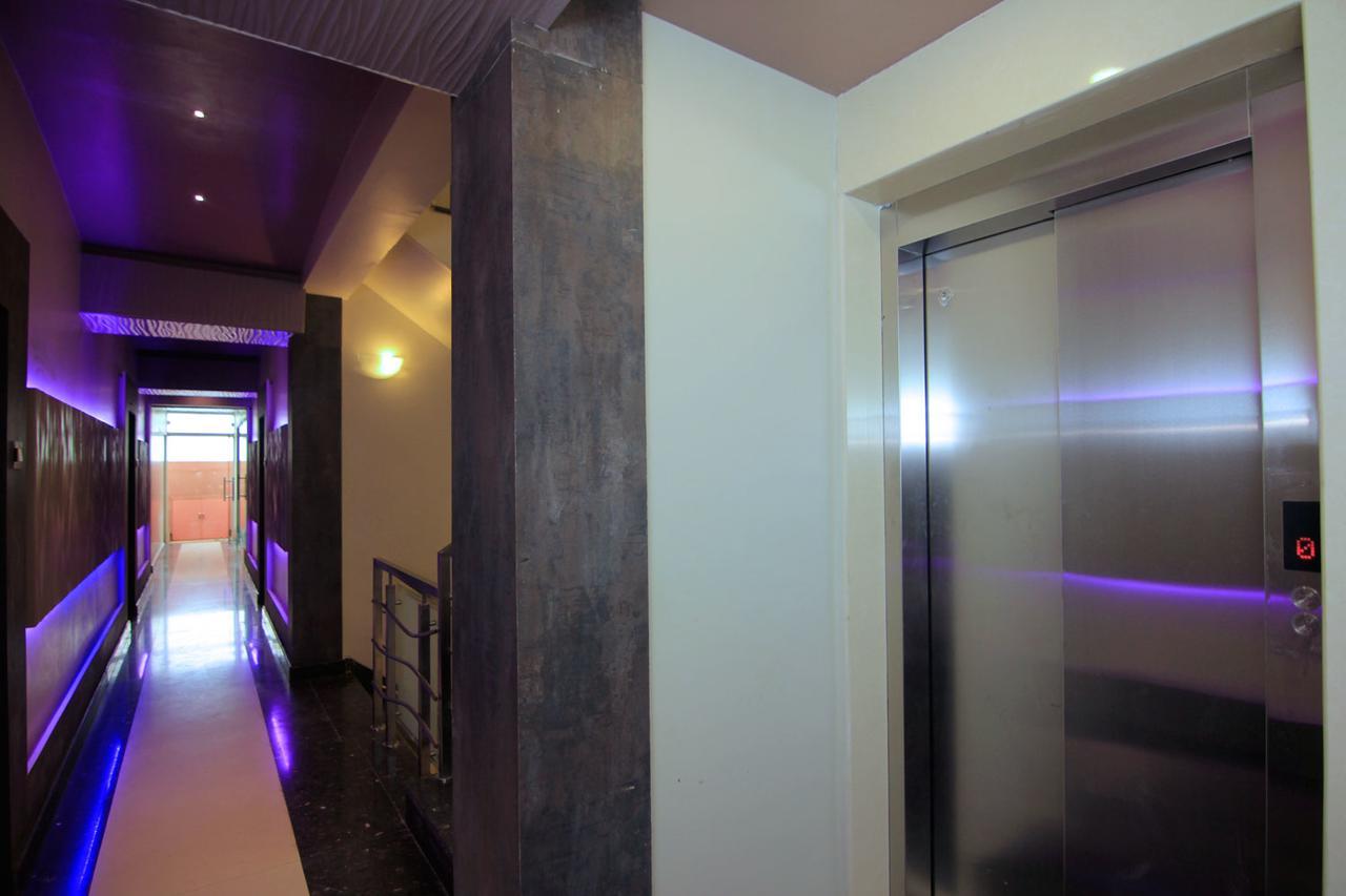 Hotel Sai Dharam Palace Shirdi Εξωτερικό φωτογραφία