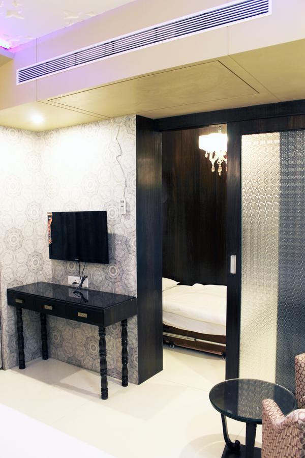 Hotel Sai Dharam Palace Shirdi Εξωτερικό φωτογραφία